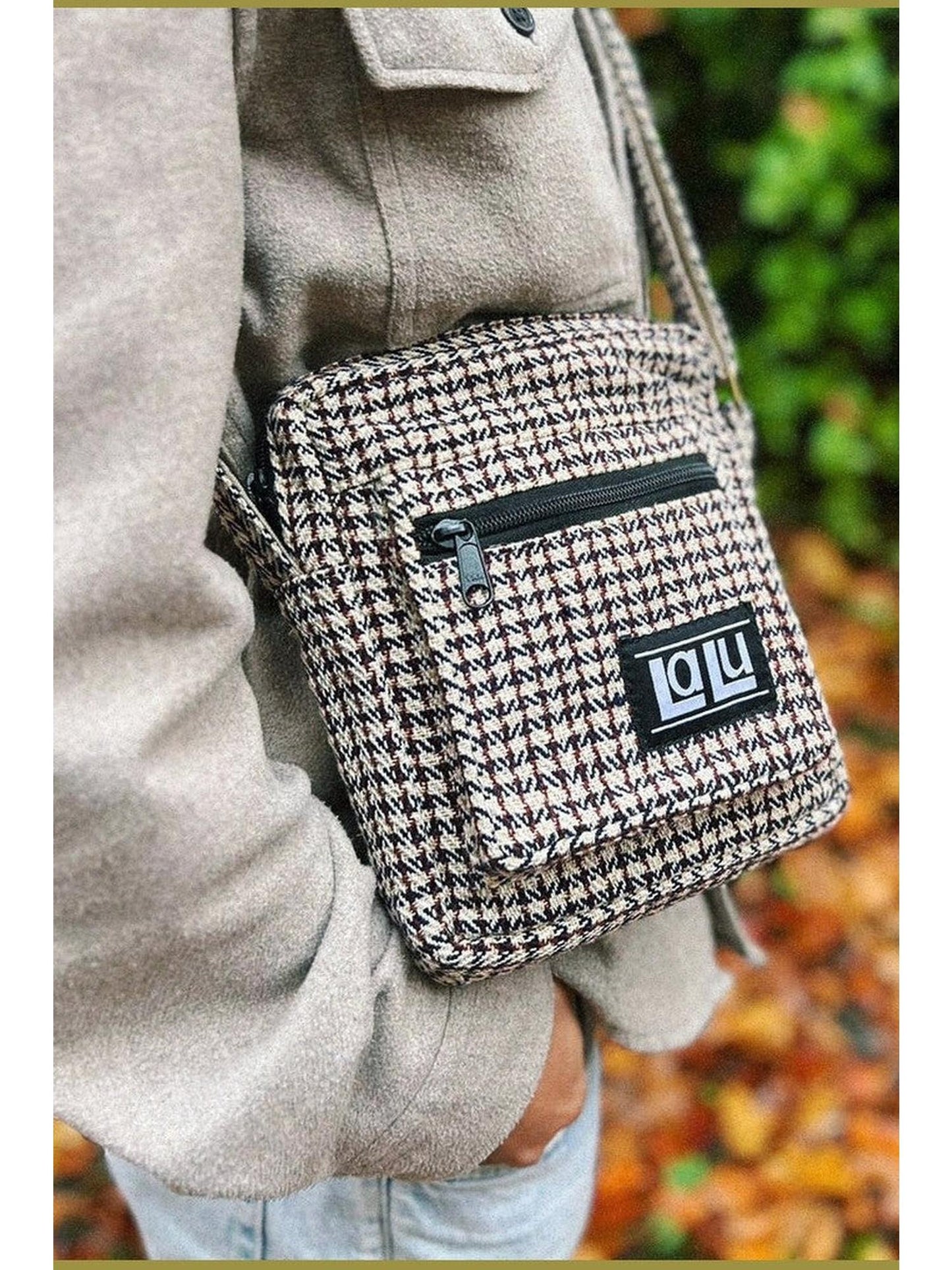 Ravi Checkered Crossbody Bag | Nettle and cotton